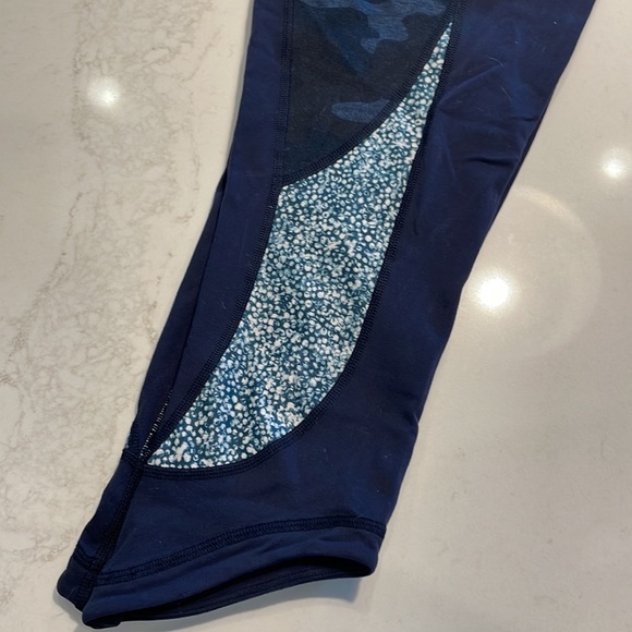 Lululemon crop leggings. - Picture 2 of 4